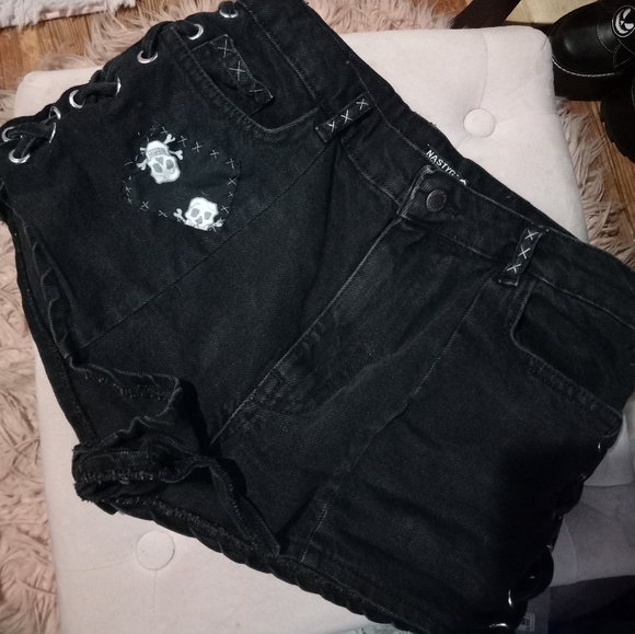 Fandom themed OOAK customized denim shorts! Spring drop! PRICE FIRM! - Picture 9 of 16